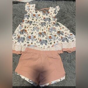 Bella and Omi elephant set